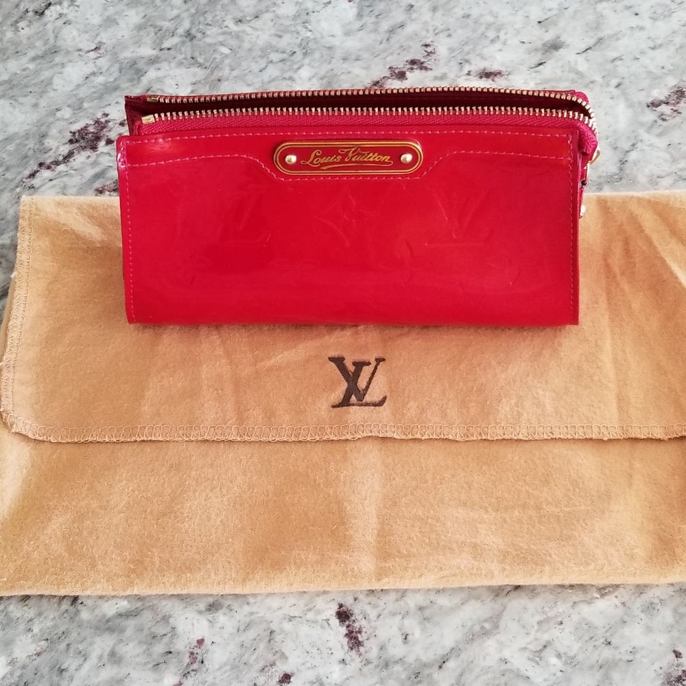 AUTH Louis Vuitton Vernis Trousse Cosmetic Pouch